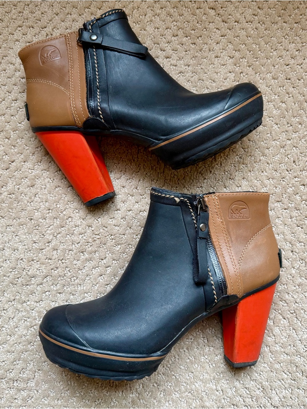 Sorel Contrast Color Block Ankle Boots